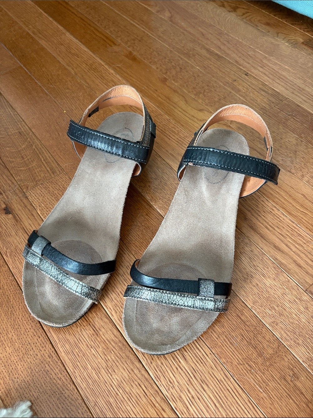Taos Footwear Black and Metallic Silver Strap Wedge Sandals size 40